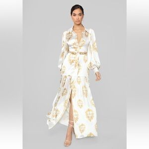 L’ATISTE BY AMY Maxi button up belted dress women’s size medium